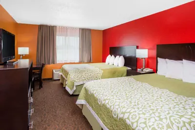 Photo 3 - Days Inn by Wyndham Mexico