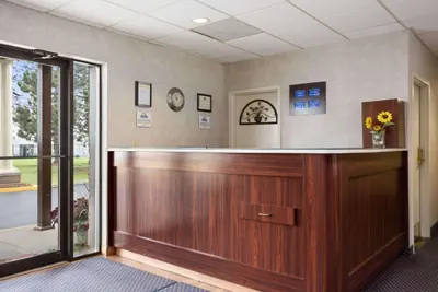 Photo 3 - Days Inn by Wyndham Middletown