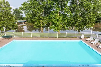 Photo 4 - Studio 6 Suites - Tiffin, OH