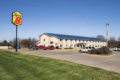 Photo 3 - Super 8 by Wyndham Danville