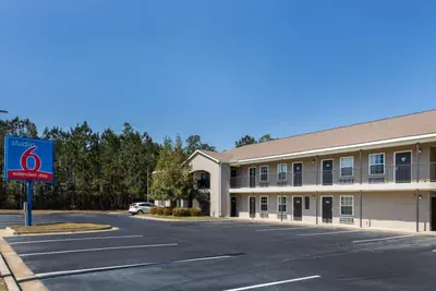 Photo 4 - Studio 6-Statesboro, GA