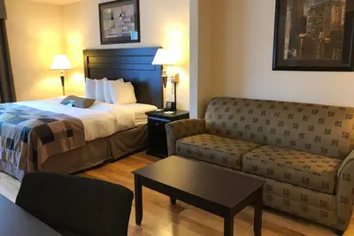Photo 4 - Fairfield by Marriott Inn & Suites LaGrange