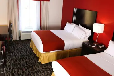 Photo 4 - Holiday Inn Express Hotel & Suites - Sumter by IHG