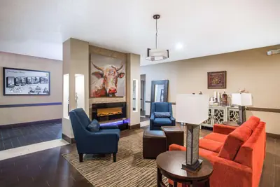 Photo 4 - Super 8 by Wyndham Altoona