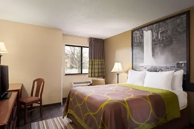 Photo 3 - Super 8 by Wyndham Ithaca