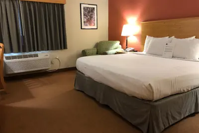 Photo 3 - AmericInn by Wyndham Princeton IL