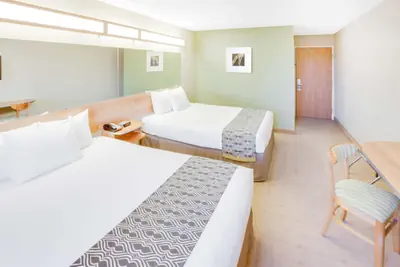Photo 4 - Microtel Inn & Suites by Wyndham Saraland