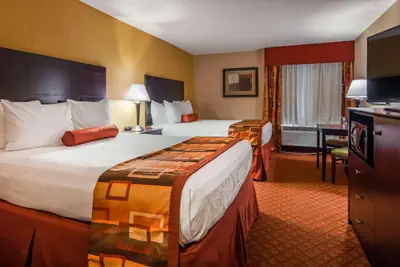 Photo 2 - Best Western Plus Parkway Hotel