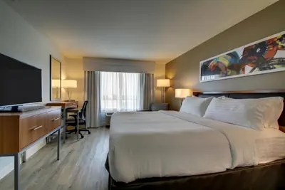 Photo 4 - Holiday Inn & Suites Peoria At Grand Prairie by IHG