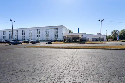 Photo 3 - Motel 6-Decatur, GA