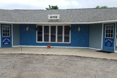 Photo 3 - Burr Oak Motel