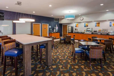 Photo 4 - Best Western Troy Hotel