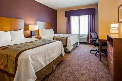 Photo 4 - Best Western Plus Carousel Inn & Suites Burlington