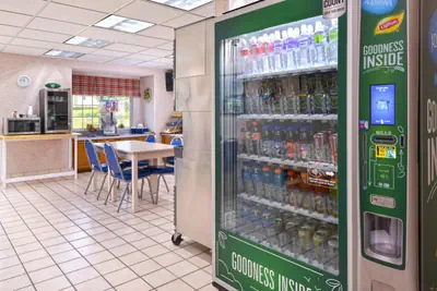 Photo 2 - Americas Best Value Inn & Suites Maryville