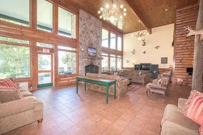 Photo 3 - Lake Chatuge Lodge