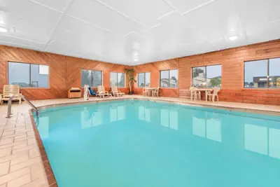 Photo 4 - Super 8 by Wyndham Ottumwa