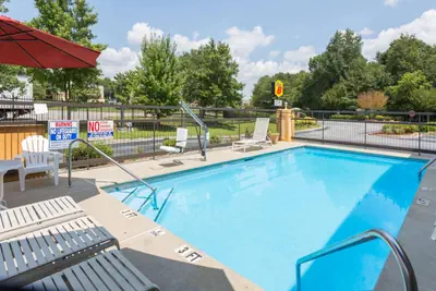 Photo 5 - Super 8 by Wyndham Norcross/I-85 Atlanta