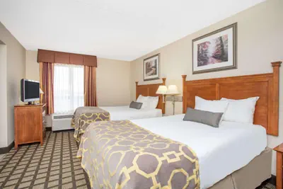 Photo 4 - Baymont by Wyndham Hays