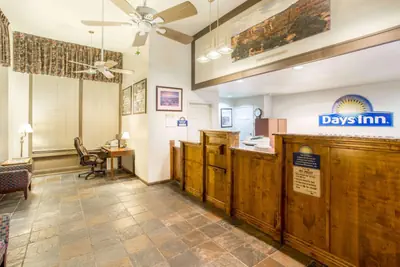 Photo 3 - Days Inn by Wyndham Grand Junction