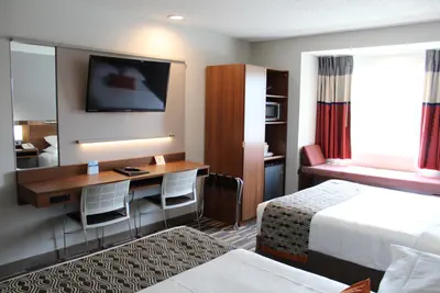 Photo 2 - Microtel Inn & Suites by Wyndham