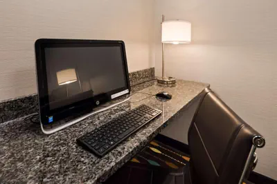 Photo 4 - Best Western Plus Boardman Inn & Suites