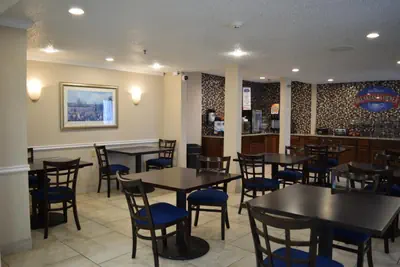 Photo 3 - Baymont by Wyndham Texarkana