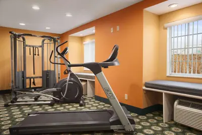 Photo 3 - Microtel Inn by Wyndham - Albany Airport