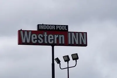 Photo 3 - Western Inn
