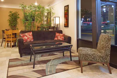 Photo 2 - AmericInn by Wyndham Johnston Des Moines