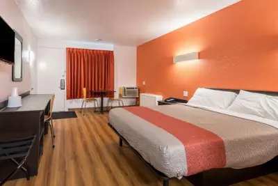Photo 2 - Motel 6-Schenectady, NY