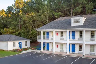 Photo 4 - Baymont by Wyndham Greenwood