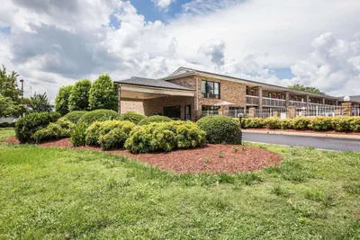Photo 4 - Rodeway Inn Expo Center