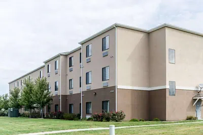 Photo 3 - Comfort Inn & Suites Lawrence - University Area