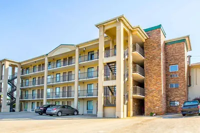 Photo 2 - Quality Inn Dahlonega Near University