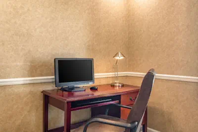 Photo 5 - Quality Inn Rome South