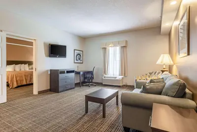 Photo 4 - Quality Inn Rome South