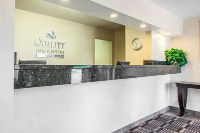 Photo 5 - Quality Inn & Suites Ankeny-Des Moines