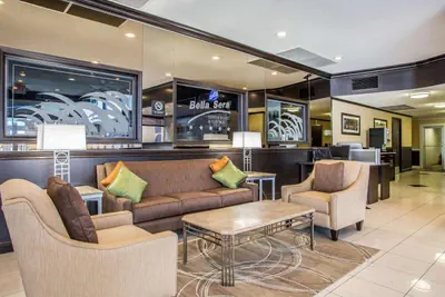 Photo 4 - Quality Inn O'Hare Airport