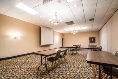 Photo 5 - Quality Inn Morris I-80