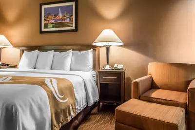 Photo 5 - Quality Inn Elgin I-90
