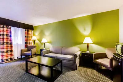 Photo 2 - Quality Inn & Suites Moline Airport
