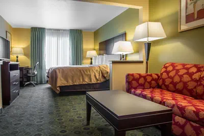 Photo 2 - Quality Inn & Suites Bloomington I-55 and I-74