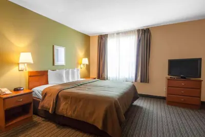 Photo 2 - Quality Inn Joplin I-44