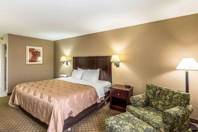 Photo 5 - Quality Inn Rolla
