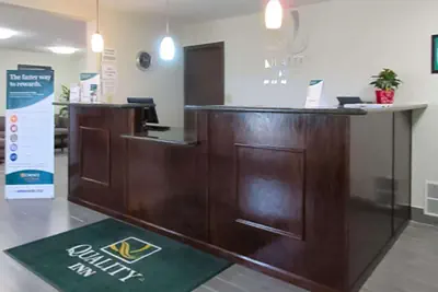 Photo 4 - Quality Inn Farmington