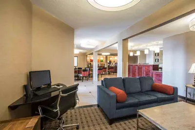 Photo 5 - Quality Inn & Suites Boonville - Columbia