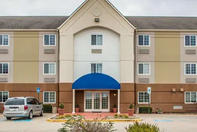 Photo 3 - Birch Hill Suites Columbia