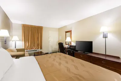 Photo 5 - Quality Inn Mount Airy Mayberry