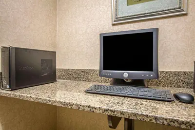 Photo 2 - Quality Inn Franklin