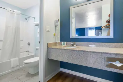 Photo 4 - Quality Inn Carolina Oceanfront